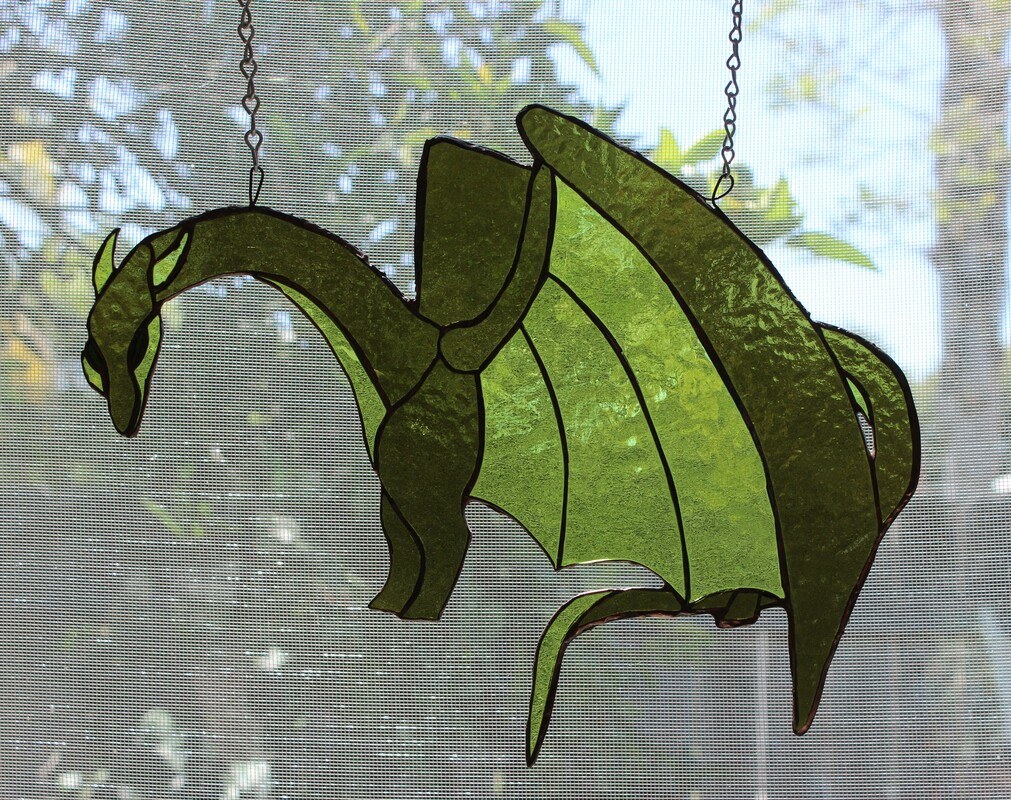 Green dragon, freeform stained glass 